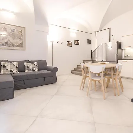 Cartoleria Suite: Spazioso, Moderno E 公寓