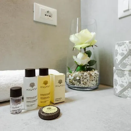 Apartamento Cartoleria Suite: Spazioso, Moderno E Bolonia