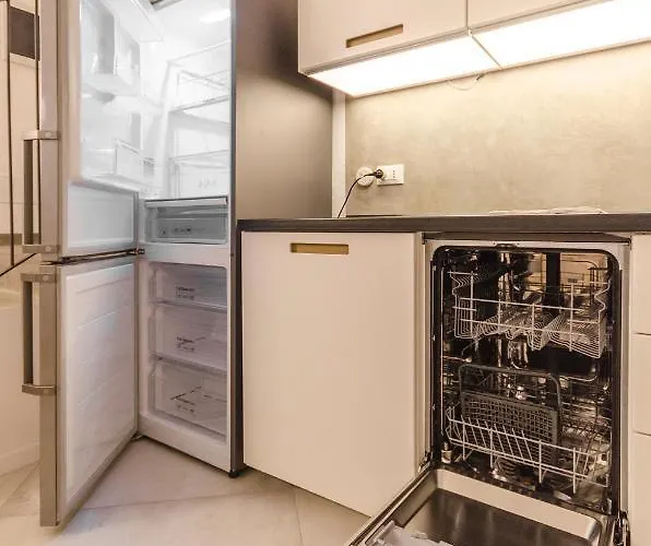 Cartoleria Suite: Spazioso, Moderno E *