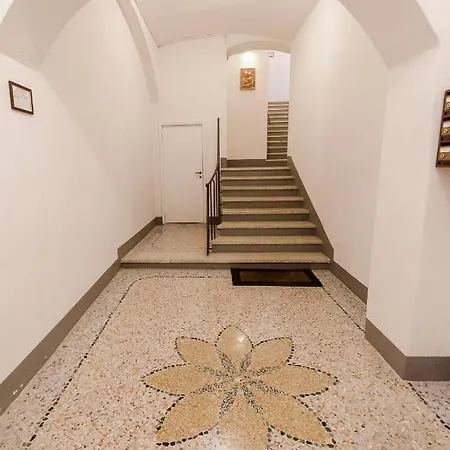 Cartoleria Suite: Spazioso, Moderno E Apartment Bologna