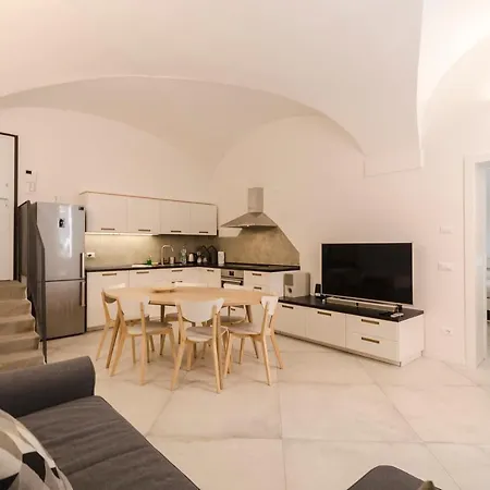 Appartement Cartoleria Suite: Spazioso, Moderno E